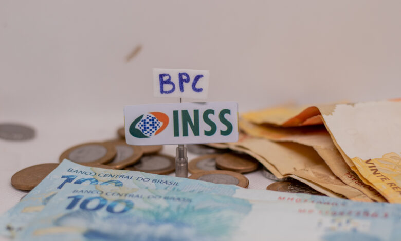 Beneficiários do BPC.