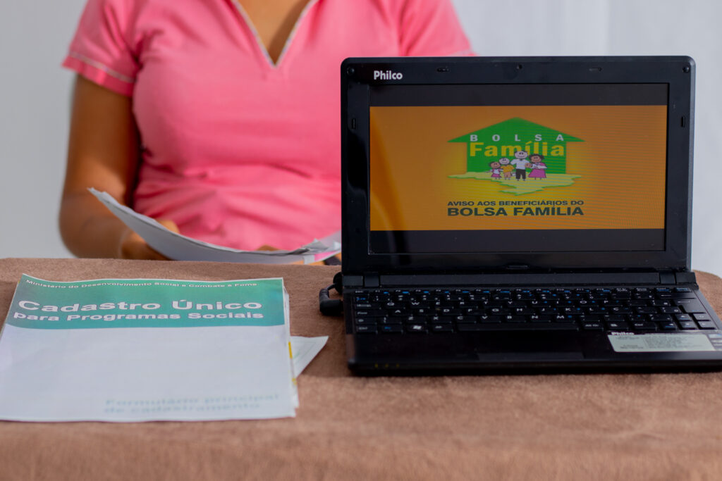 Bolsa Família.