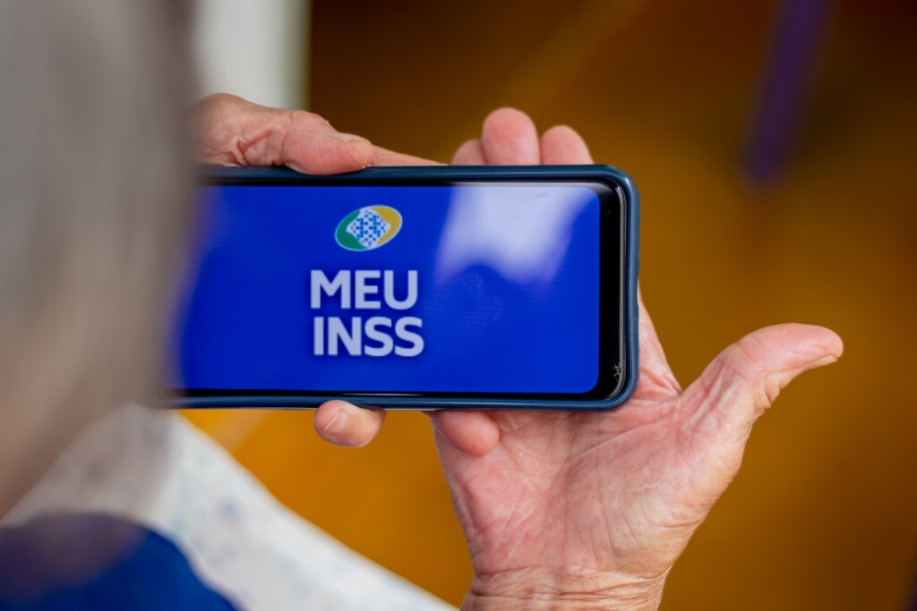 Aposentadoria do INSS aos 55 anos.