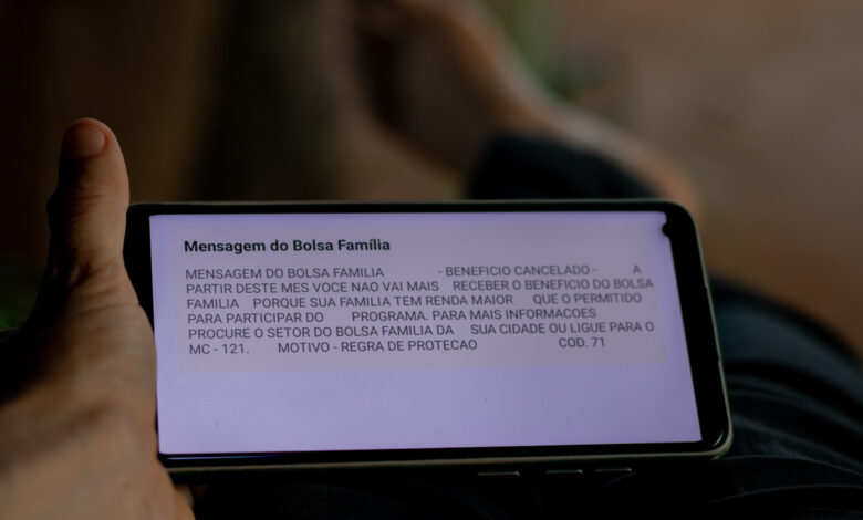Mensagens no Bolsa Família.