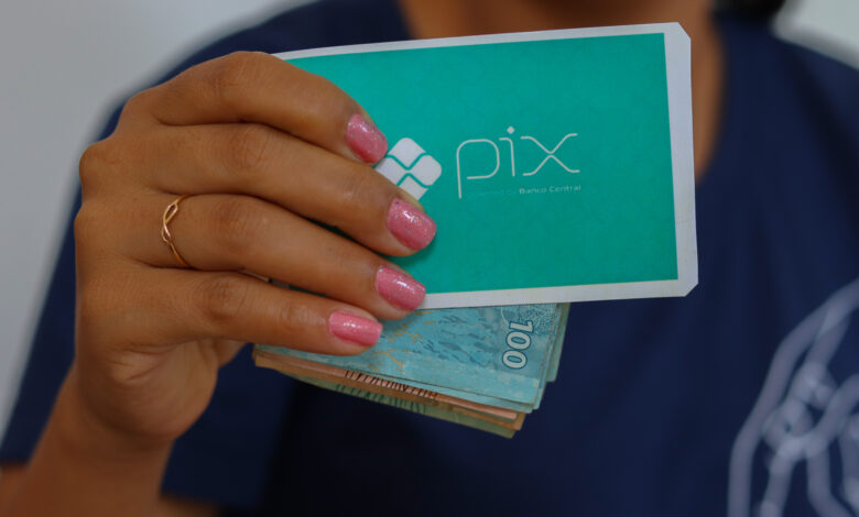 Caixa Tem e Banco do Brasil PIX Presente.