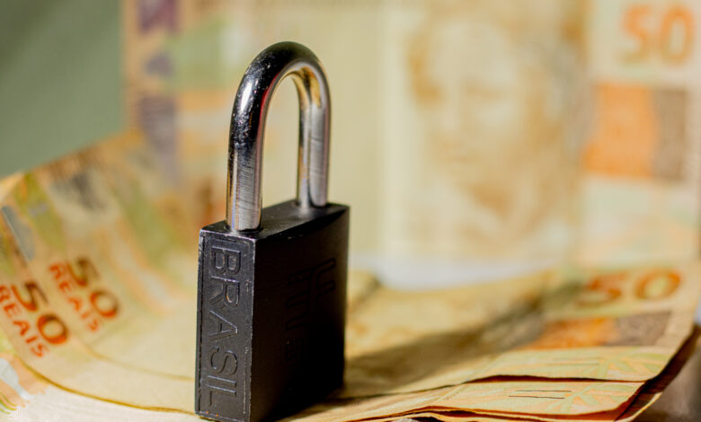 Prisão Bolsa Família.