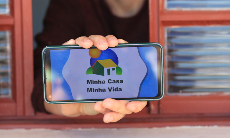 Mutirão Minha Casa Minha Vida.