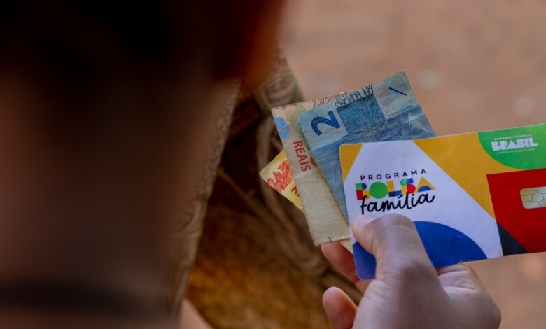Empréstimo do Bolsa Família.