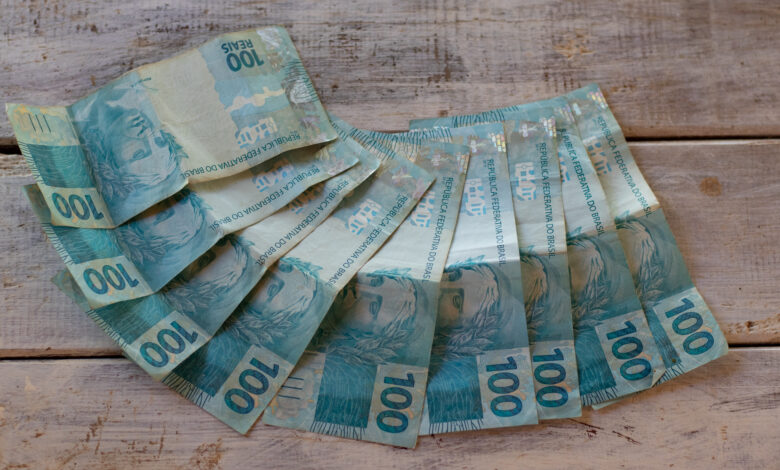 pacote de benefícios do governo.