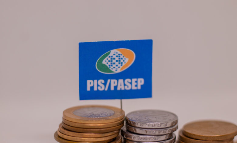 Tabela de valores do PIS 2025.