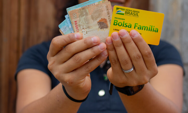 Bolsa Família retroativo.