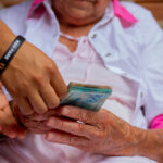 Presente para a terceira idade.